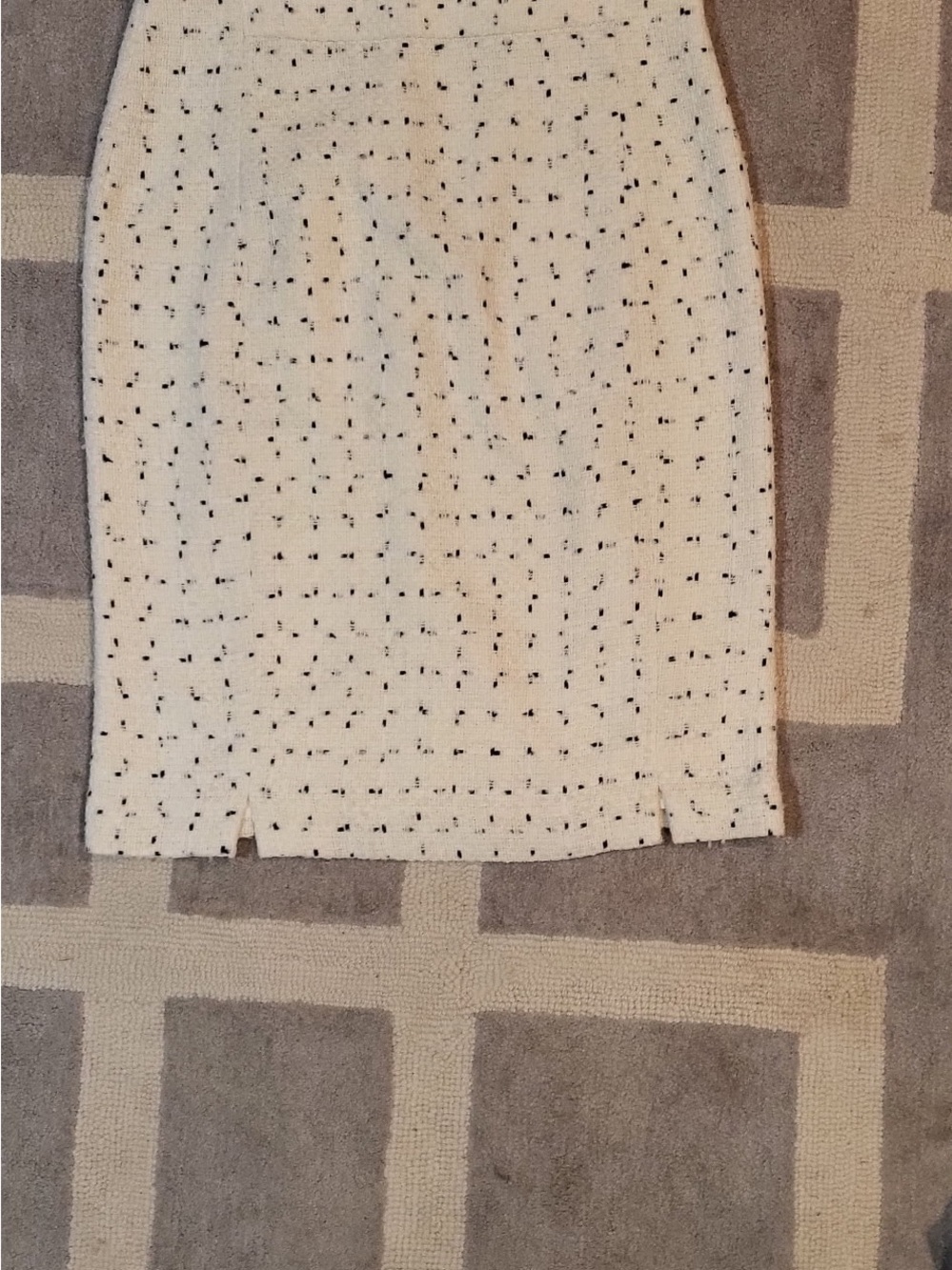 Ann Taylor Cream Pencil Skirt with Black Fleck